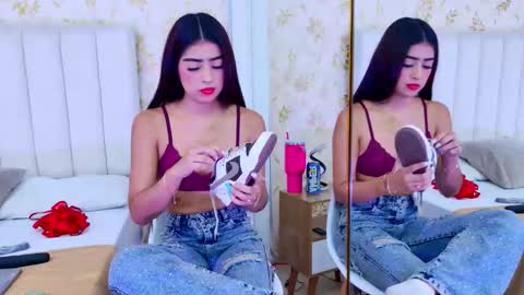 Snapshot of _miaa_monroe chatting on 10/15/25, 07:58 Mia Monroe online show from 10/15/25, 07:58