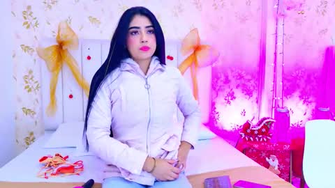 Snapshot of _miaa_monroe chatting on 12/01/25, 01:10 Mia Monroe online show from 12/01/25, 01:10