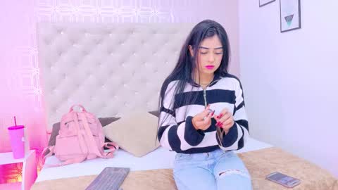 Mia Monroe online show from 02/01/26, 07:45