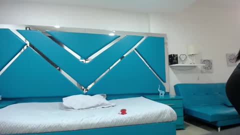  Mia  online show from 02/26/25, 07:27