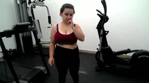  Mia  online show from 04/01/26, 12:50