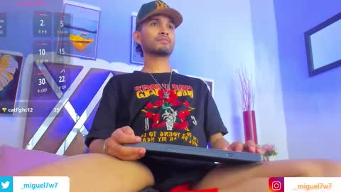 Snapshot of _miguel7w7 chatting on 11/21/25, 06:39 miguel tomorrow from 200 pm Colombia to 1000 pm online show from 11/21/25, 06:39