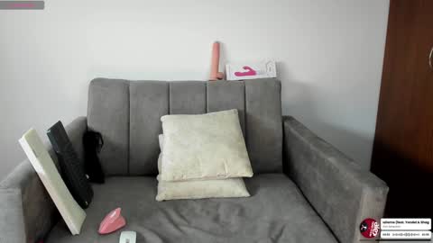 Snapshot of _mila0717 chatting on 12/04/24, 09:02 Mila online show from 12/04/24, 09:02