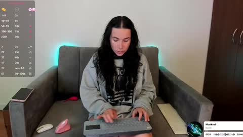 Snapshot of _mila0717 chatting on 03/12/25, 03:24 Mila online show from 03/12/25, 03:24