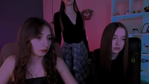 your Mila online show from 03/30/26, 08:59