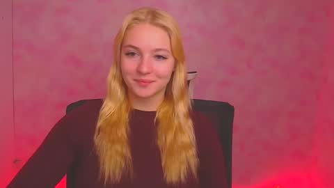 Snapshot of _mila_la_ chatting on 12/29/24, 06:56 Melanie online show from 12/29/24, 06:56