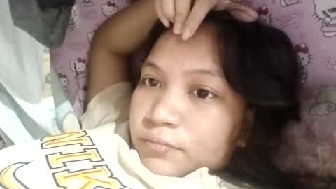 Snapshot of _milkytitsmomxx_ chatting on 03/04/25, 06:04 _milkytitsmomxx_ online show from 03/04/25, 06:04