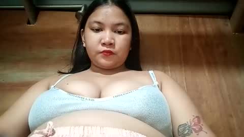 _milkytitsmomxx_ online show from 04/04/26, 05:32