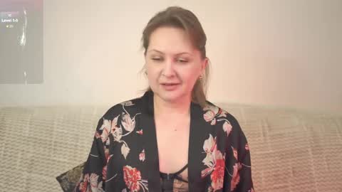 Snapshot of _million_dollarsmile chatting on 02/18/25, 10:27 _million_dollarsmile online show from 02/18/25, 10:27