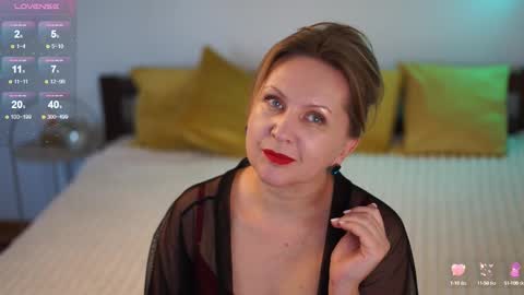 Snapshot of _million_dollarsmile chatting on 09/25/25, 01:26 _million_dollarsmile online show from 09/25/25, 01:26