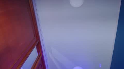 _milu23_ online show from 12/02/25, 01:50