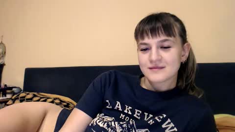 Snapshot of _minnie_boo_ chatting on 10/17/25, 09:17 Boo online show from 10/17/25, 09:17