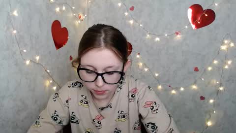 Snapshot of _miraterri_ chatting on 03/04/25, 10:57 Mira online show from 03/04/25, 10:57