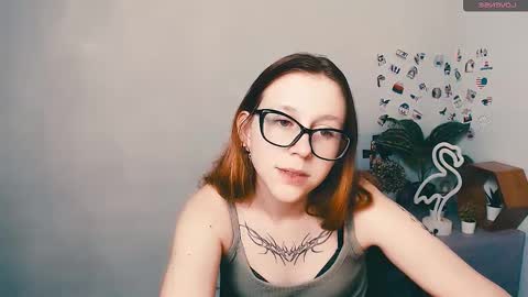 Snapshot of _miraterri_ chatting on 11/18/25, 07:07 Mira online show from 11/18/25, 07:07