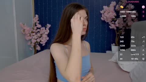 Victoria online show from 02/06/25, 06:08