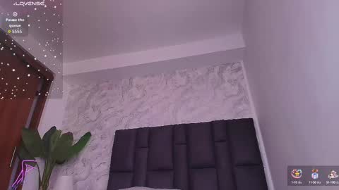 Mishell online show from 09/22/25, 06:43