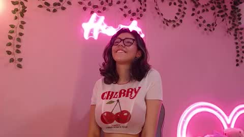 Hinata 3 online show from 11/07/25, 01:33