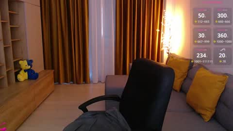 Snapshot of _miss_mia chatting on 07/26/26, 05:15 Mia online show from 07/26/26, 05:15