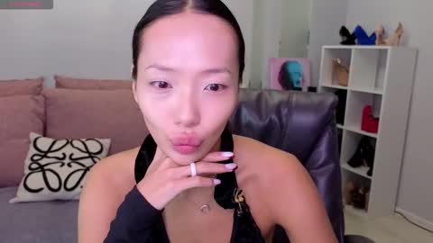  MIURA  online show from 10/10/25, 01:59