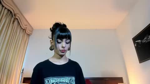 mizuki  online show from 02/12/25, 06:09