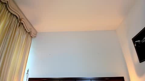 mizuki  online show from 02/20/25, 05:51