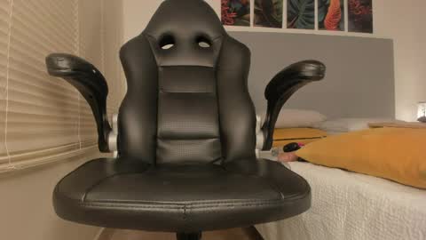 _molly_rosse_ online show from 03/25/26, 12:22