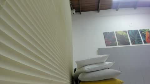Snapshot of _molly_rosse_ chatting on 05/06/26, 11:59 _molly_rosse_ online show from 05/06/26, 11:59