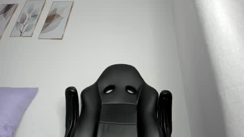 Snapshot of _molly_rosse_ chatting on 05/20/26, 11:49 _molly_rosse_ online show from 05/20/26, 11:49
