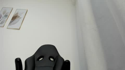 Snapshot of _molly_rosse_ chatting on 05/27/26, 12:02 _molly_rosse_ online show from 05/27/26, 12:02