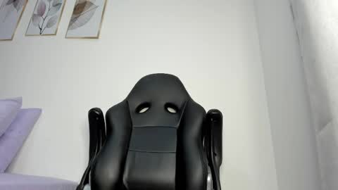 Snapshot of _molly_rosse_ chatting on 06/04/26, 11:49 _molly_rosse_ online show from 06/04/26, 11:49