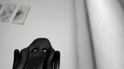 Snapshot of _molly_rosse_ chatting on 07/08/26, 11:48 _molly_rosse_ online show from 07/08/26, 11:48