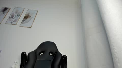 Snapshot of _molly_rosse_ chatting on 07/11/26, 11:57 _molly_rosse_ online show from 07/11/26, 11:57