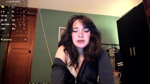 Snapshot of _moon_cake_ chatting on 02/27/25, 08:28 Next stream 950 pm Colombia time xd online show from 02/27/25, 08:28