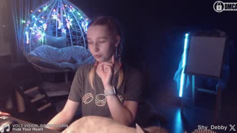 Debby  online show from 01/10/25, 06:17