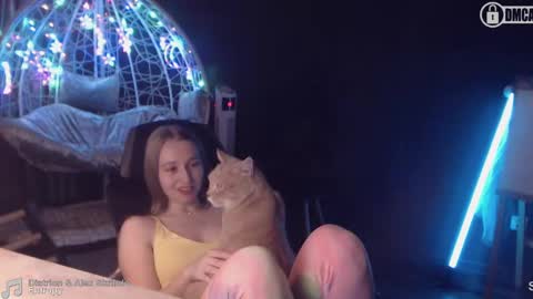 Debby  online show from 01/22/25, 07:34