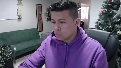 Panda  online show from 11/29/25, 08:34