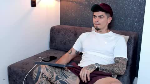 _mrcock_ online show from 01/16/26, 05:33