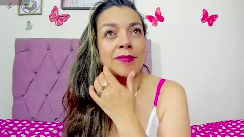 nany online show from 02/08/26, 10:35