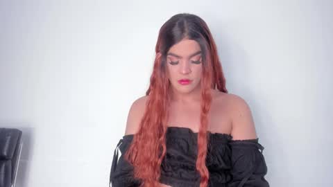 Snapshot of _naomi_fox chatting on 02/01/25, 09:08 shantall online show from 02/01/25, 09:08