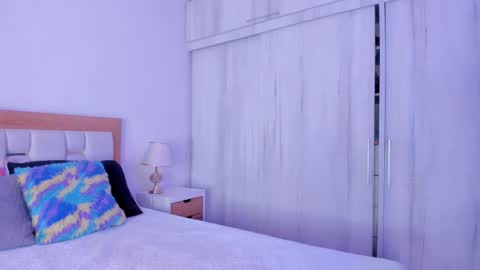  Natasha online show from 10/27/25, 11:47