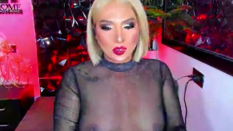 _natashacooper_ online show from 04/05/26, 06:38