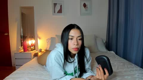 independent model natha online show from 02/21/25, 05:46