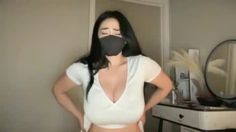 naty19 online show from 06/17/26, 10:54