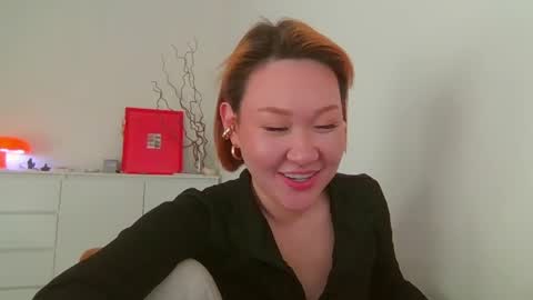 _naughty_asian online show from 06/07/26, 05:27