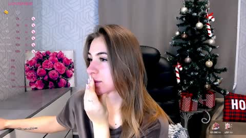 Snapshot of _naughty_megan_ chatting on 12/30/24, 08:25 Megan online show from 12/30/24, 08:25