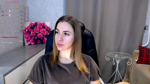 Snapshot of _naughty_megan_ chatting on 01/30/25, 04:45 Megan online show from 01/30/25, 04:45