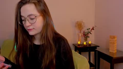 Snapshot of _nemalkovamia chatting on 02/16/25, 03:26 Mia with a big heart  online show from 02/16/25, 03:26