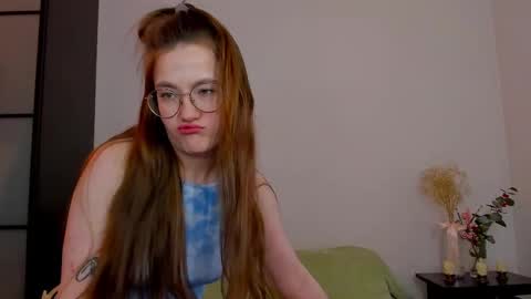 Snapshot of _nemalkovamia chatting on 02/24/25, 08:17 Mia with a big heart  online show from 02/24/25, 08:17