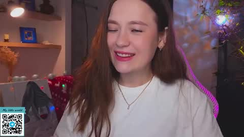 Mia with a big heart  online show from 12/14/25, 02:06