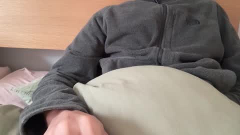 Snapshot of _niceguy chatting on 11/08/25, 11:32 Max online show from 11/08/25, 11:32